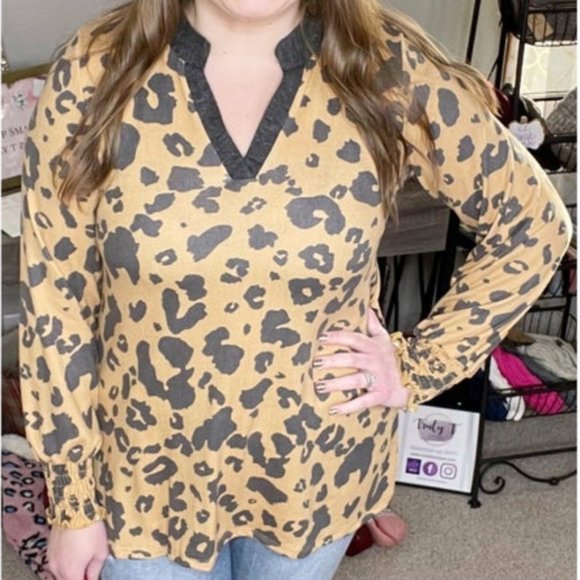 HoneyMe Leopard Gabby Smocked Long Sleeve - Picture 4 of 4